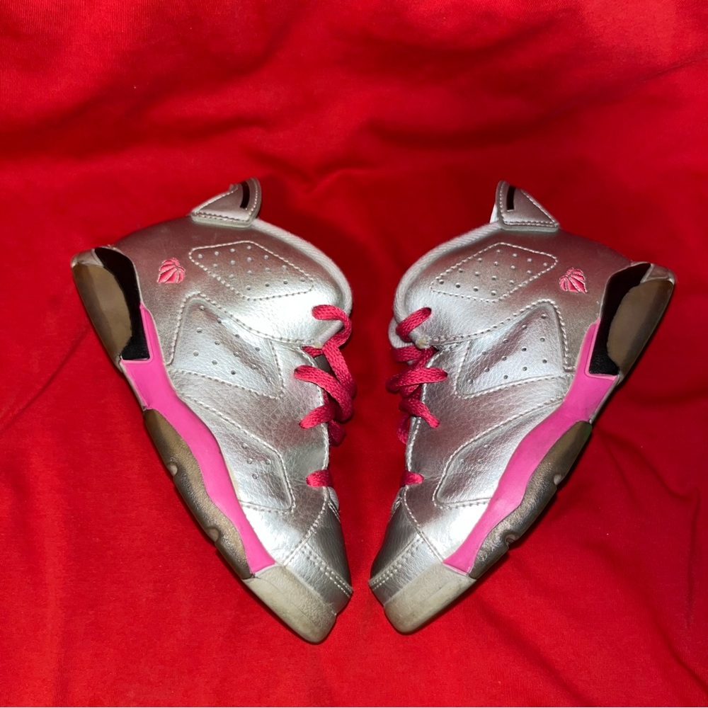 Toddlers Jordan Retro 6 GS ‘Valentine’s Day’ (9c)